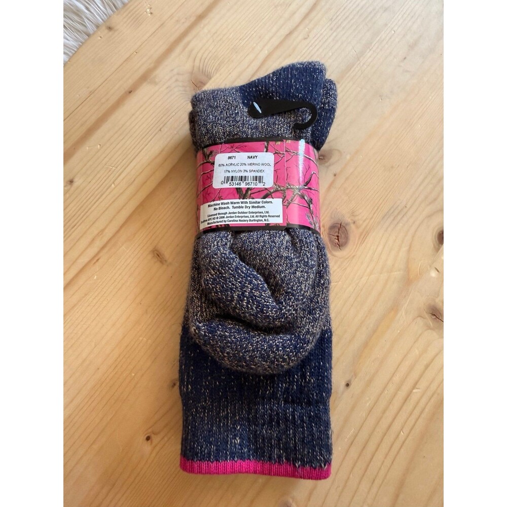 Realtree socks - Picture 3 of 4